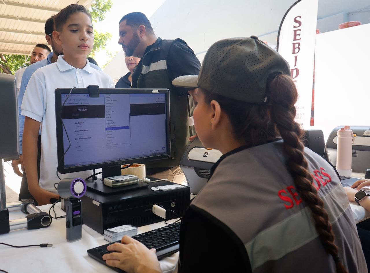 Tarjeta Inteligente de Identidad Estudiantil ha beneficiado a más de 132 mil alumnos