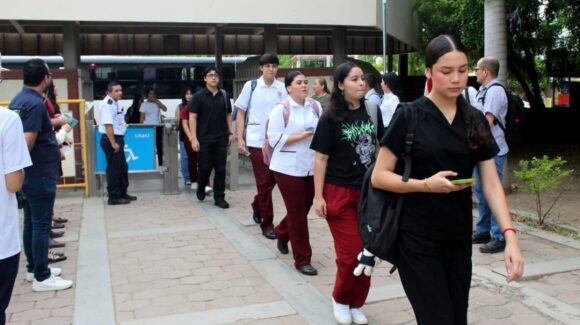UAdeO Guasave supera meta de matrícula y rebasa los mil 400 estudiantes; extienden solicitudes de inscripción por problemas económicos