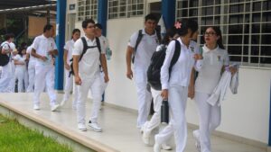 uas recibe a mas de 8 mil estudiantes en la region del petatlan guasave
