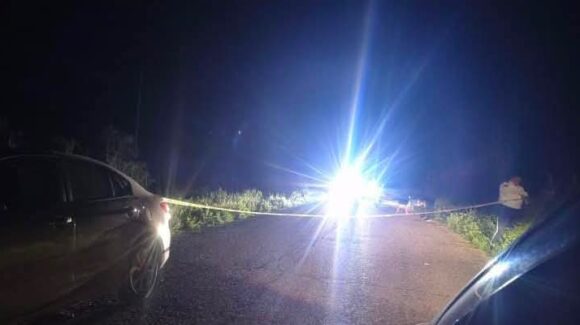 Muere joven de 25 años tras chocar en motocicleta contra un caballo en Ocoroni, Sinaloa de Leyva