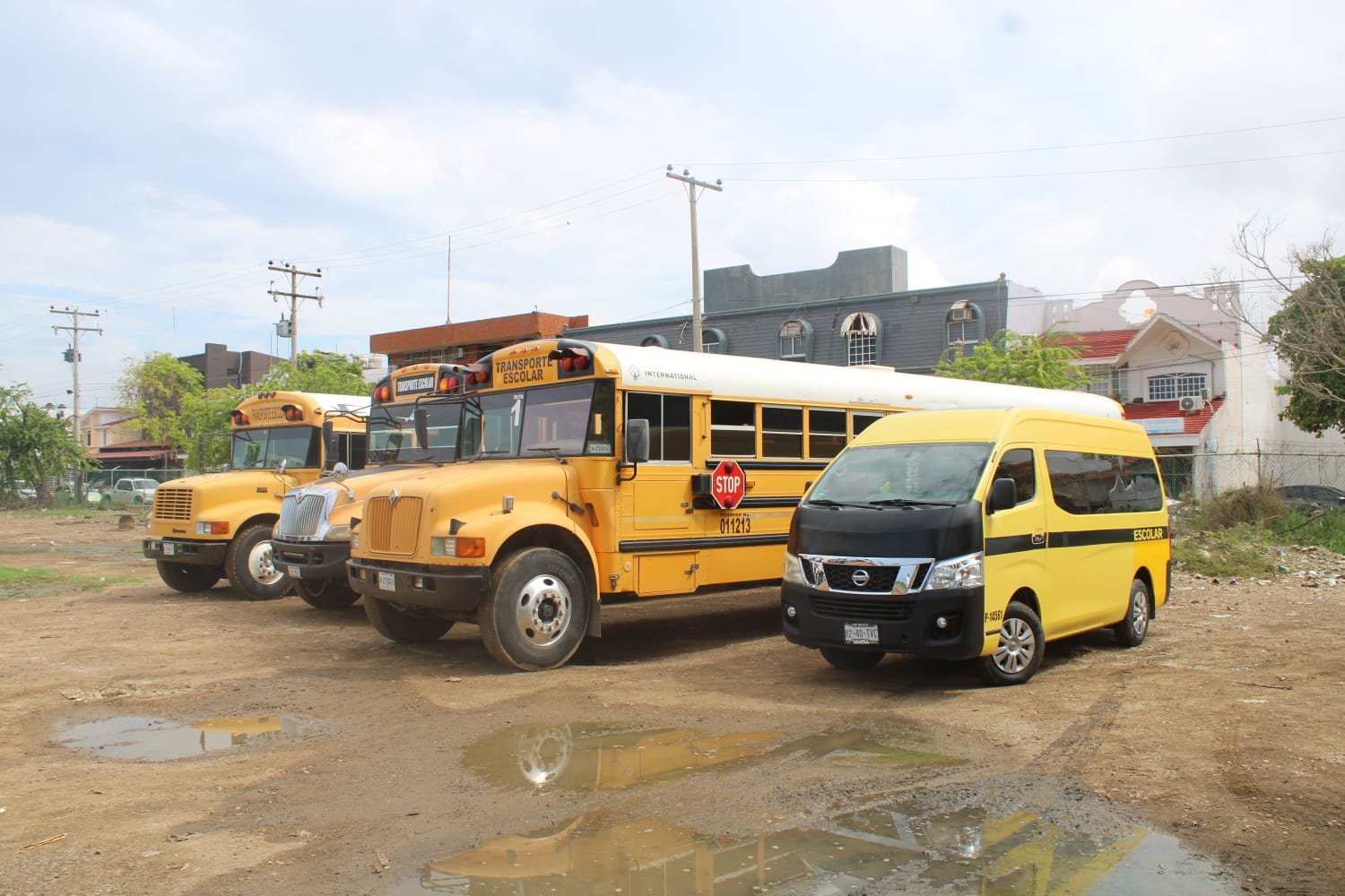 Unidades de transporte escolar en Mazatlán