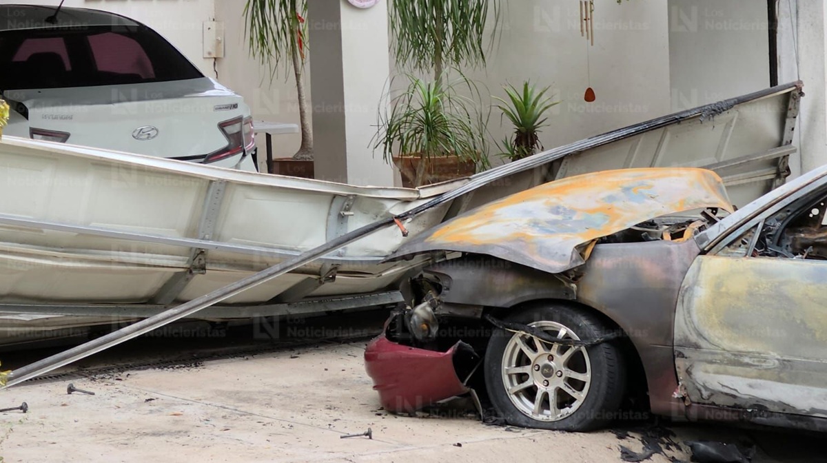 vandalizan domicilio y queman un carro en camino real de culiacan lugar