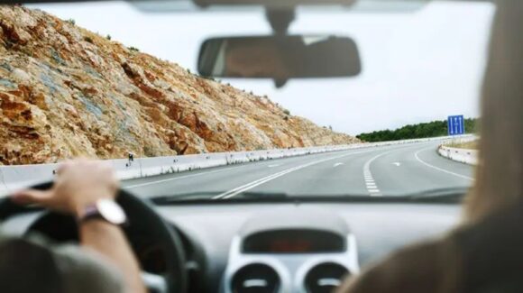 De vacaciones o de escapadita el fin de semana… autoridades recuerdan qué tomar en cuenta al viajar por carretera
