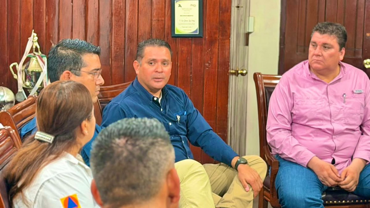 visita superintendente de cfe el fuerte para restablecimiento de energia electrica lugar