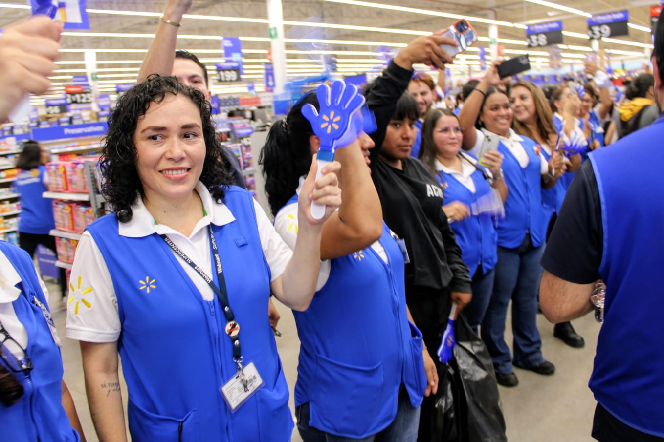 Inauguración Walmart Jaripillo, en Mazatlán