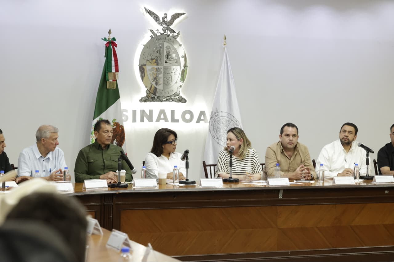 Yeraldine Bonilla se reúne con productores de trigo de Sinaloa