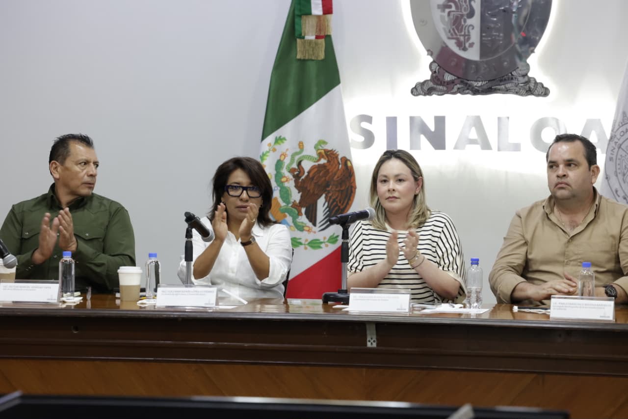 Yeraldine Bonilla se reúne con productores de trigo de Sinaloa