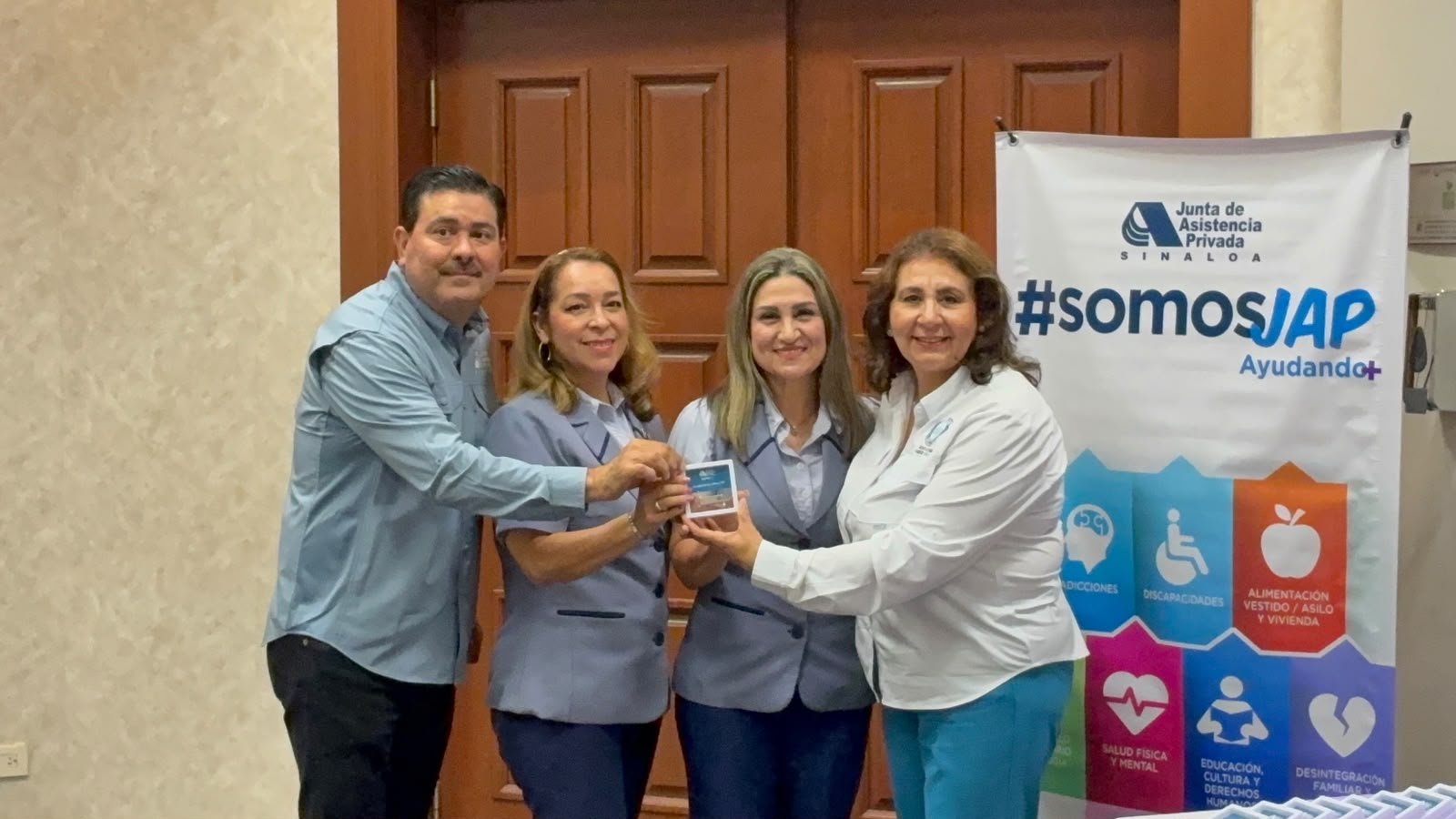 Entregan JAP videos institucionales a organismos de asistencia privada en el norte de Sinaloa