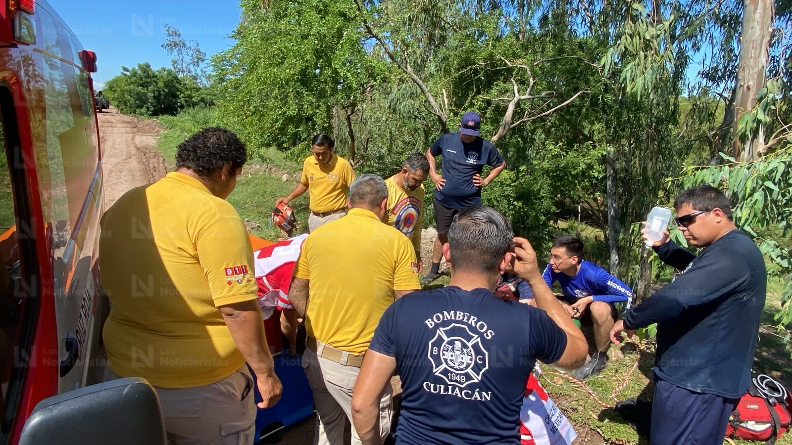 Abejas atacan a pareja de indigentes en las Juntas de Humaya de Culiacán