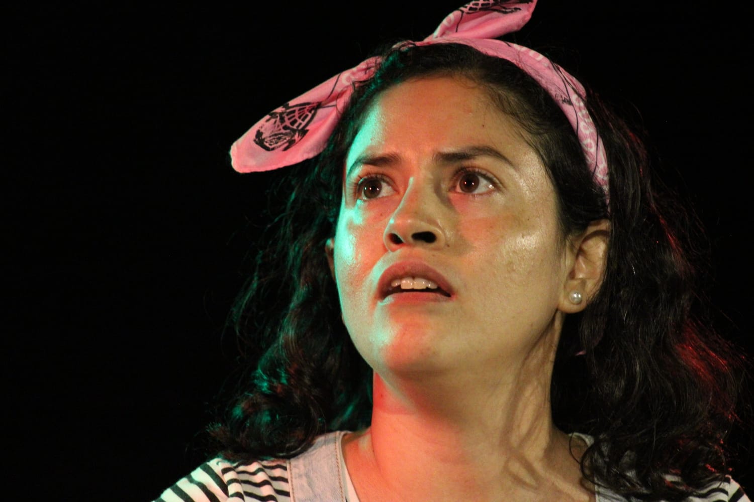 Abrazo de Oso lleva al teatro de Mazatlán, Sinaloa