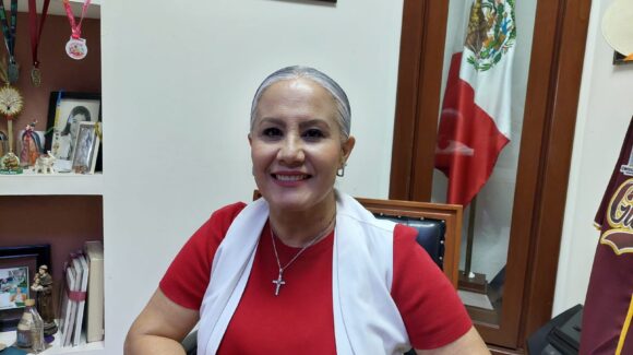 Reconoce alcaldesa falta de personal en Ayuntamiento de Salvador Alvarado; finanzas impiden aumentar plantilla