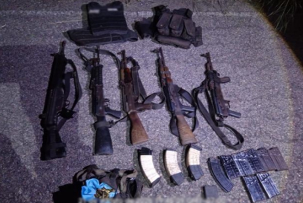 Aseguran cinco armas largas y equipo táctico durante operativo de Semar en Mazatlán