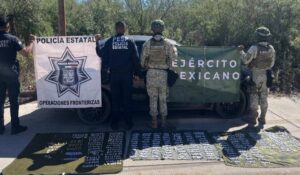 Aseguran vehículo con más de 2 mil envoltorios de cocaína en Agua Prieta