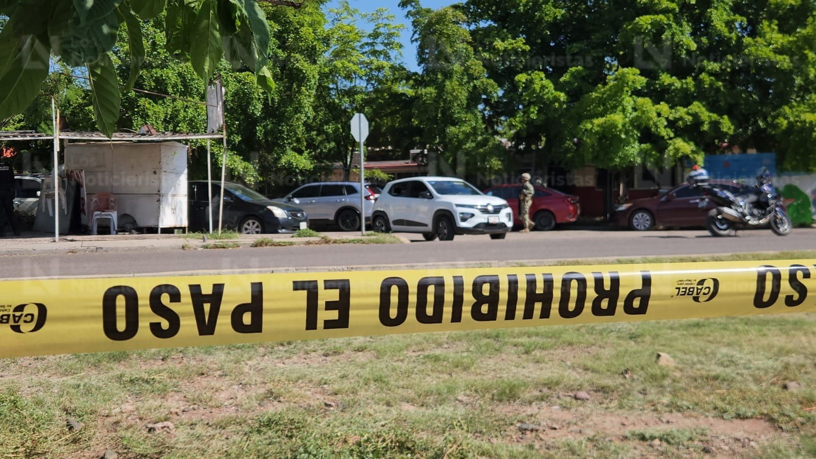Asesinan a balazos a pasajero en vehículo de servicio al público por plataforma en el FOVISSSTE humaya en Culiacán