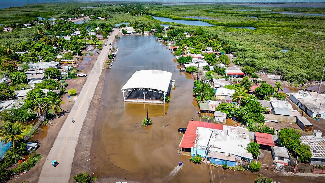 Así dejó la marea las casas en Las Aguamitas