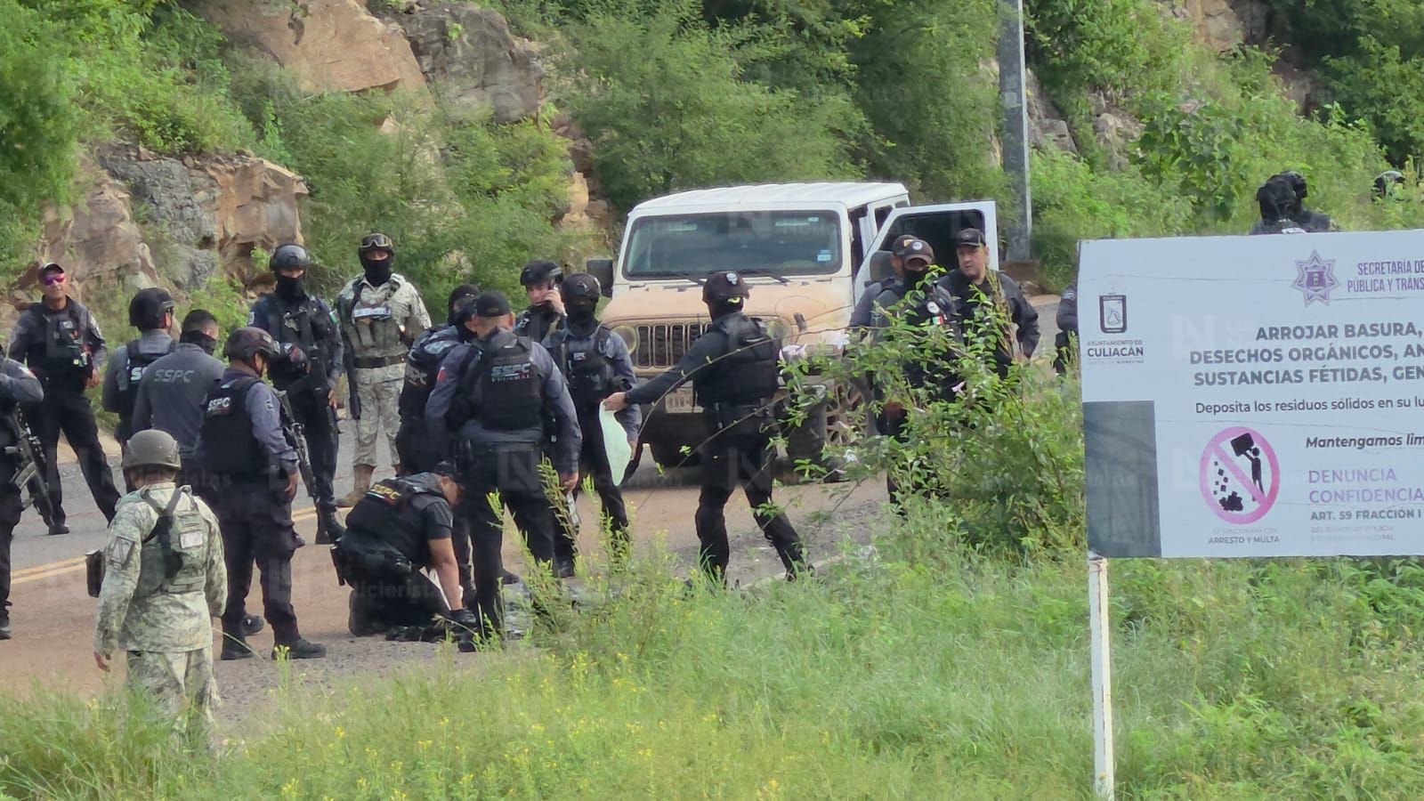 Atacan a balazos a Los Harfuch y se desata enfrentamiento rumbo a Jesús María