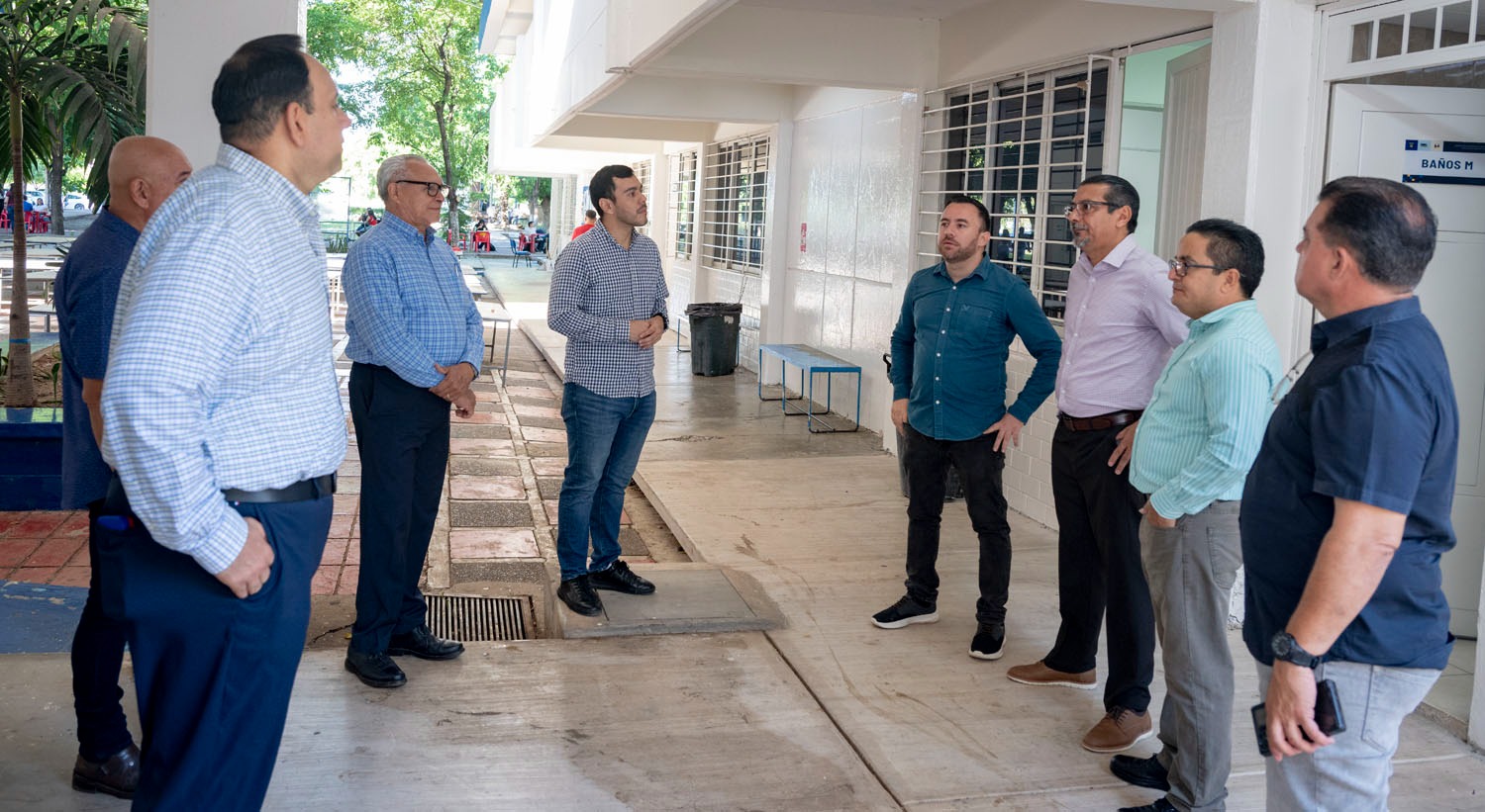 Autoridades de la UAS escuchan inquietudes de los estudiantes