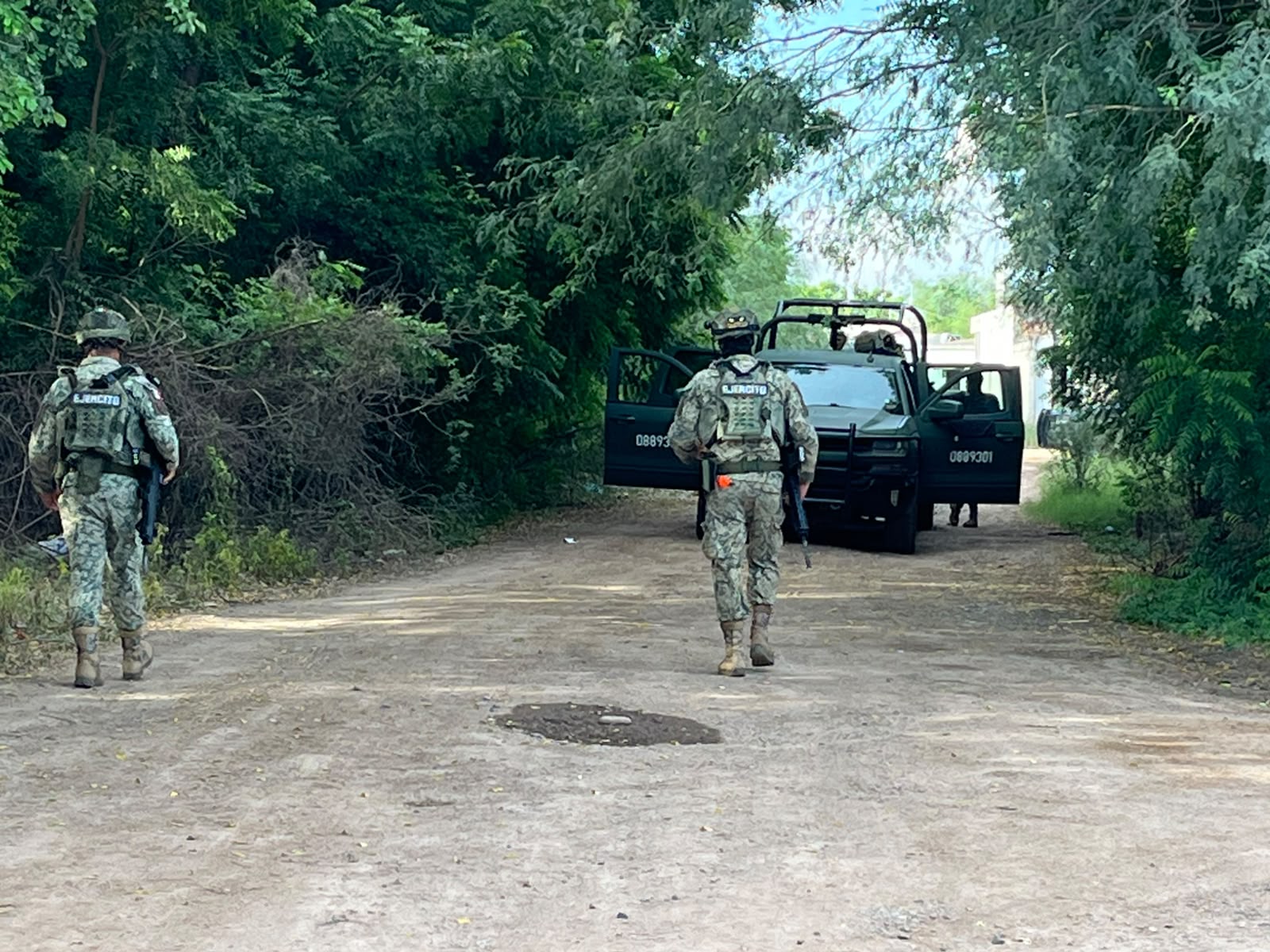 Autoridades federales continúan resguardando el domicilio asegurado en Guasave, Sinaloa