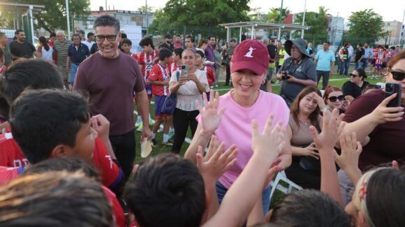 Rehabilitan cancha El Delfín en Mazatlán; invierten más de 2.2 millones de pesos