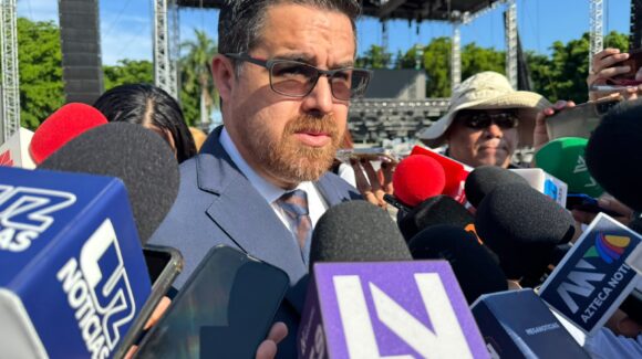 Listo operativo de salud para festejos por el Día de la Independencia en Culiacán, habrá atención médica y puntos de hidratación en Palacio de Gobierno