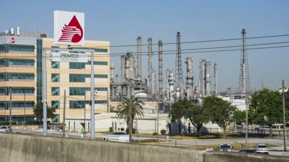 Caso Ruffo: Deer Park, refinería de Pemex, bajo la lupa por presunto contrabando de más de un millón de litros de gasolina