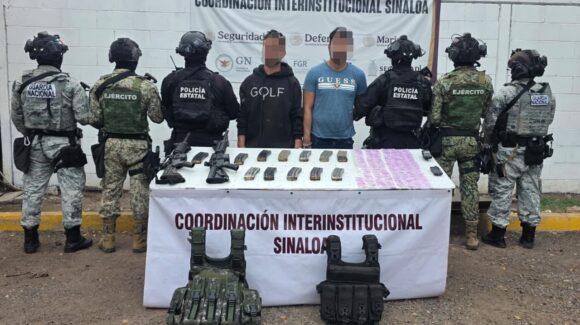 Denuncia al 089 activa operativo en Concordia, Sinaloa; detienen a dos armados con fusiles, droga y 360 cartuchos