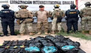 Detienen en Concordia, Sinaloa, a dos hombres y aseguran armas y más de mil 500 dosis de marihuana