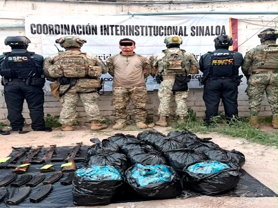 Detienen en Concordia, Sinaloa, a dos hombres y aseguran armas y más de mil 500 dosis de marihuana