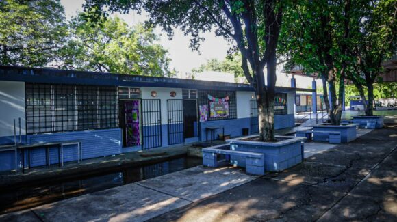 Esta semana se prevé terminar reparaciones, para retomar clases en primaria de Culiacán donde murió madre de familia: SEPyC