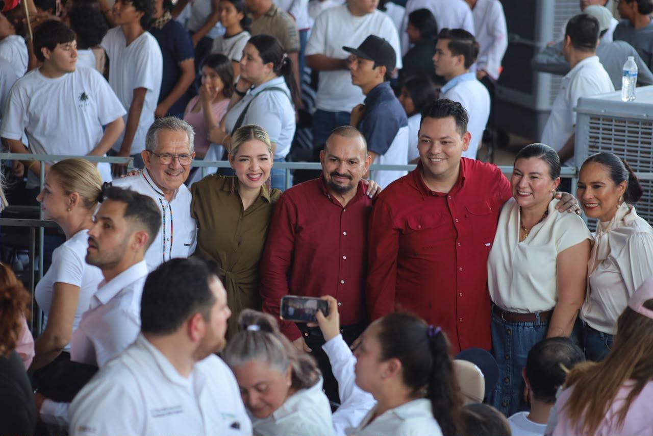 Estrella Palacios en evento de Claudia Sheinbaum