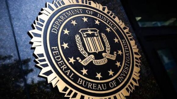 FBI bajo investigación por supuesto hackeo; hackers dicen tener información sensible de agentes