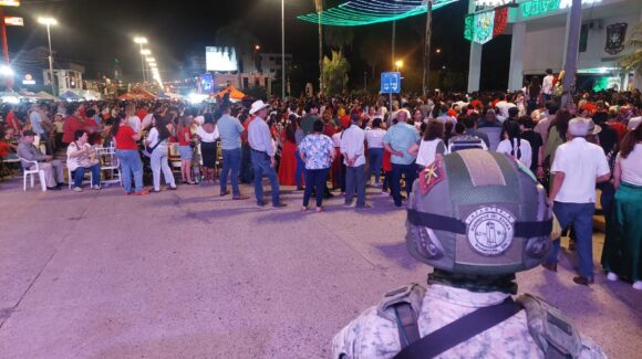 Con saldo blanco y 6 mil 500 asistentes concluyeron las Fiestas Patrias en Salvador Alvarado