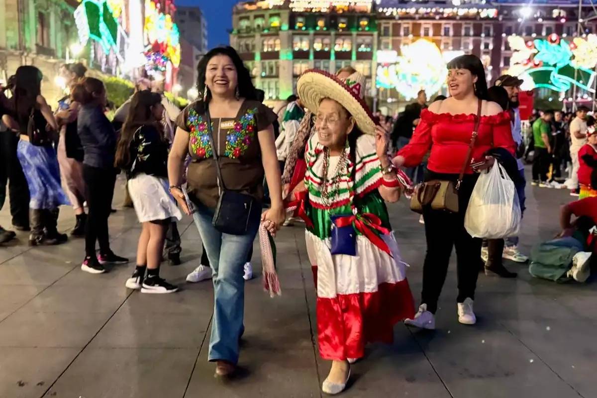 Grito de Independencia 2026 reúne a miles en el Zócalo de CDMX