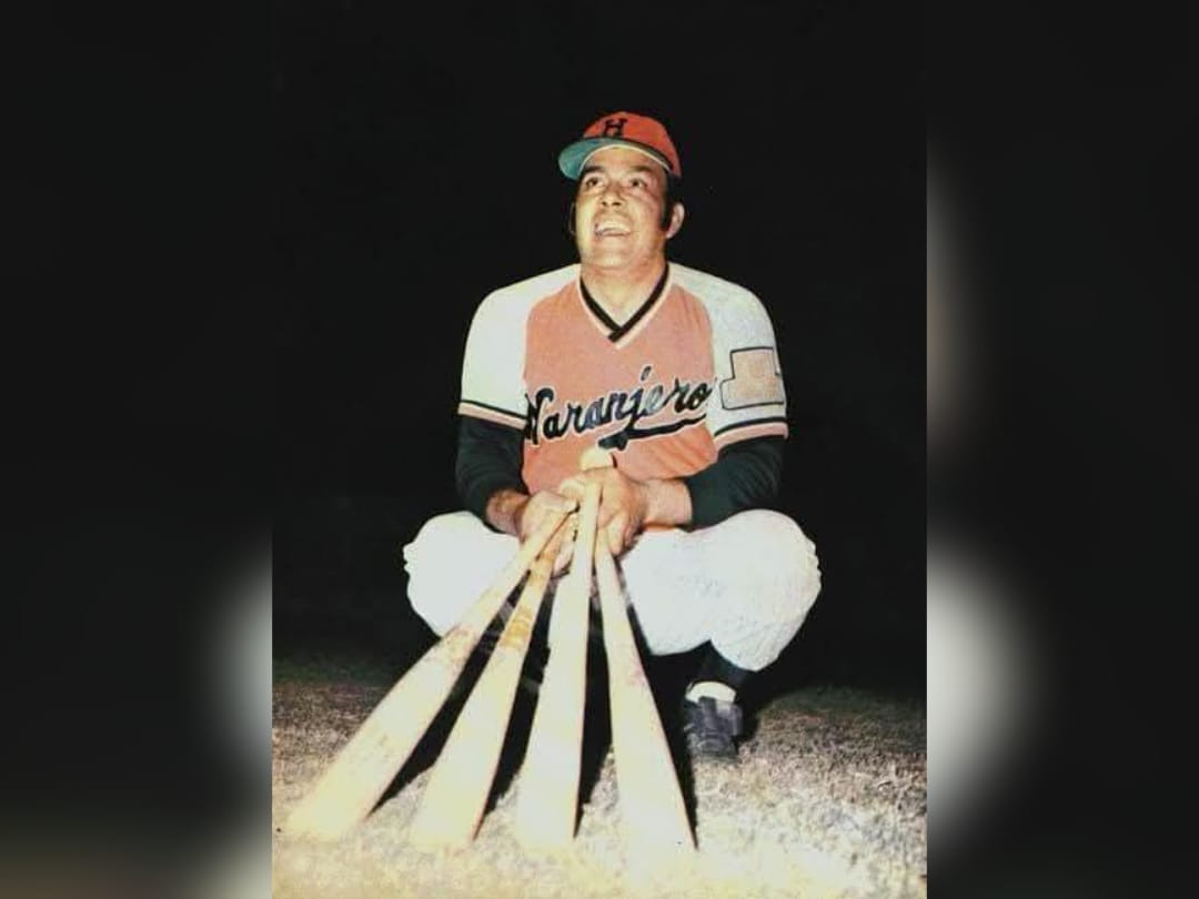 Héctor Espino
