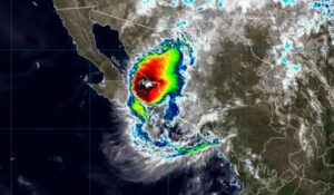 Segundo impacto: El huracán Polo toca tierra en Sonora tras impactar BCS