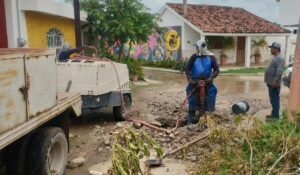 ¡Adiós a las fugas! Jumapam lleva jornada de reparaciones de agua a El Recodo, en Mazatlán, Sinaloa