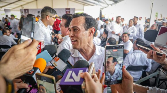 Jesús Ibarra no descarta buscar una alcaldía en 2027; analizará decisión con su familia