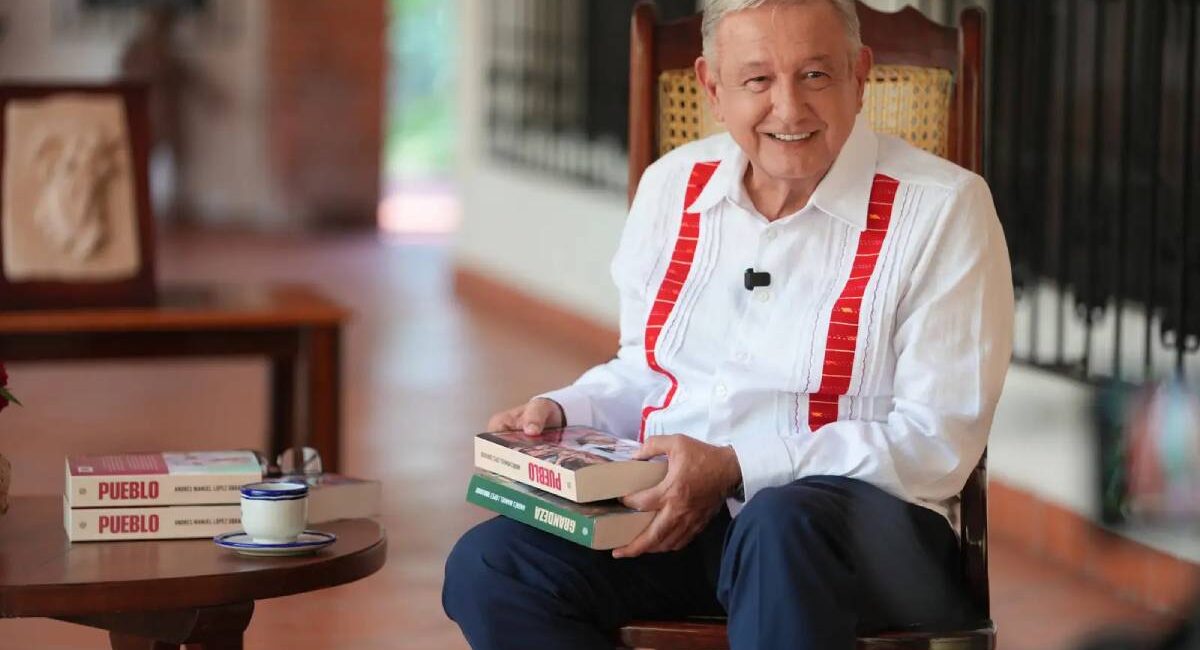 Videomensaje: Reaparece AMLO para anunciar su nuevo libro titulado “Pueblo”