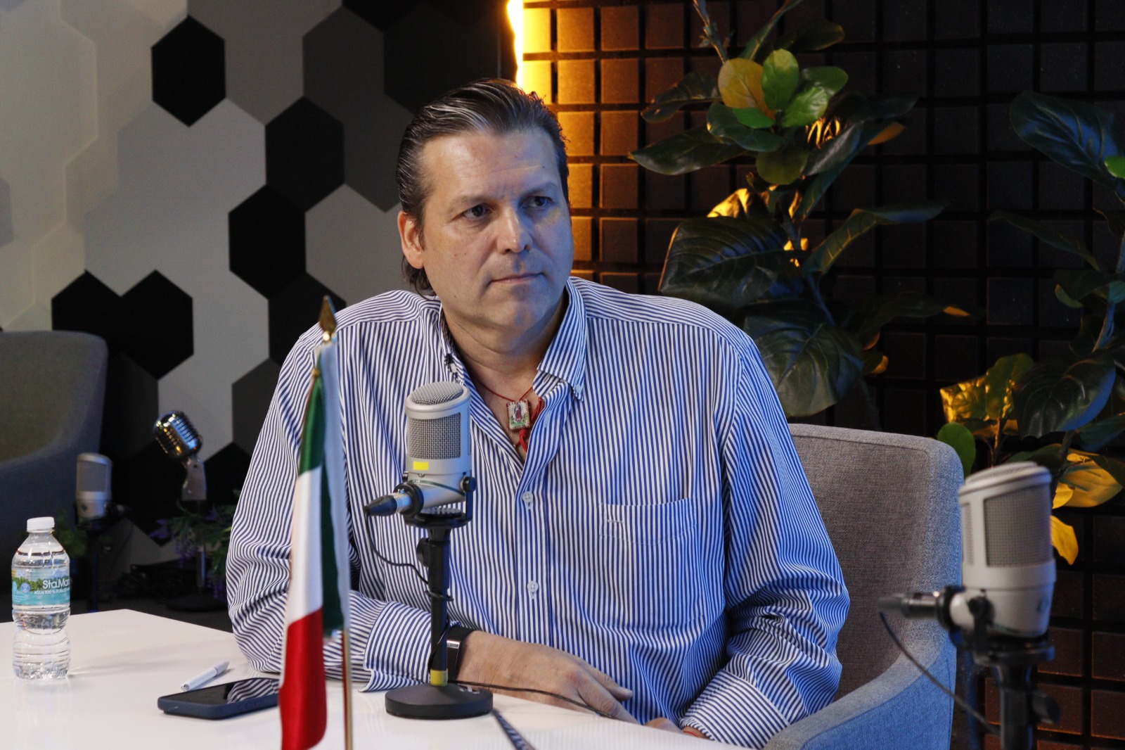 Mario Zamora en Entrevista en Los Noticieristas