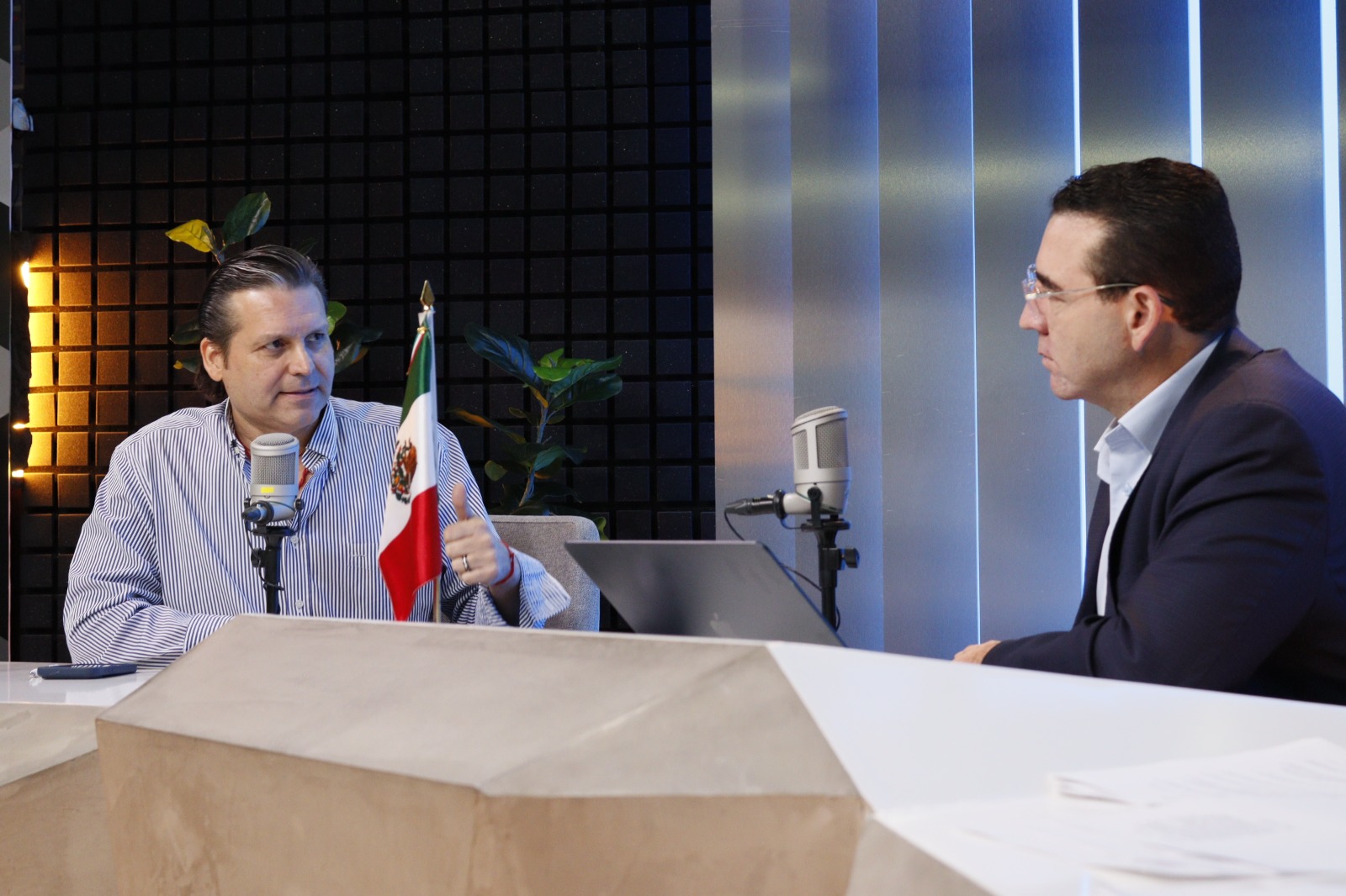 Mario Zamora en Entrevista en Los Noticieristas