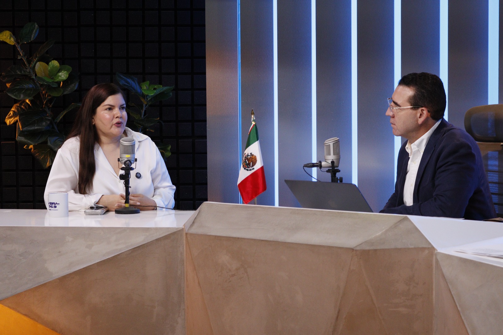 Merary Villegas en entrevista en Los Noticieristas