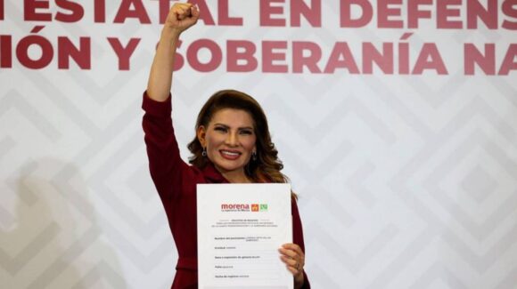Morena perfila a Lorenia Valles como candidata en Sonora para 2027