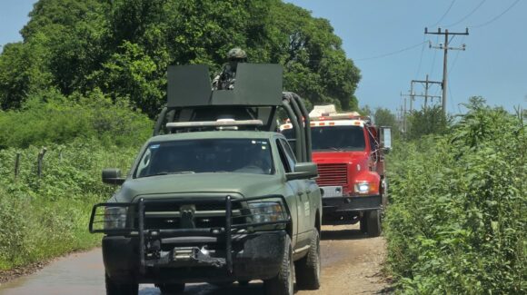Operativo en San Manuel al poniente de Culiacán deja varios detenidos, armas, droga y vehículos asegurados