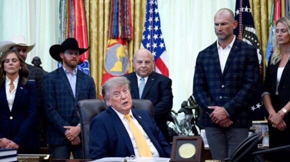 Trump afirma que México “no tiene nada que necesitemos, sólo tamales y jitomates”