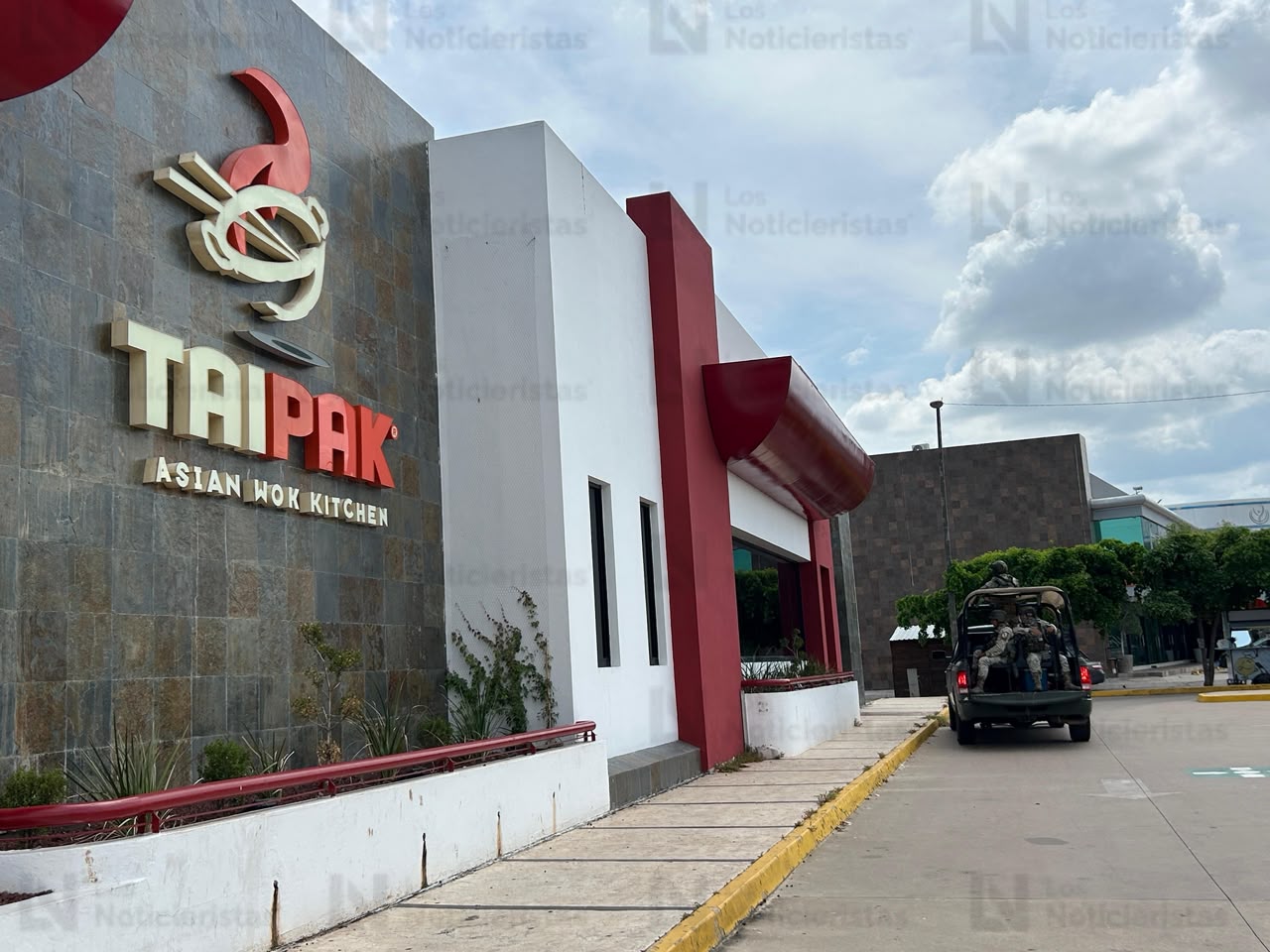 Restaurante Tai Pak al dia siguiente del ataque armado en Culiacán