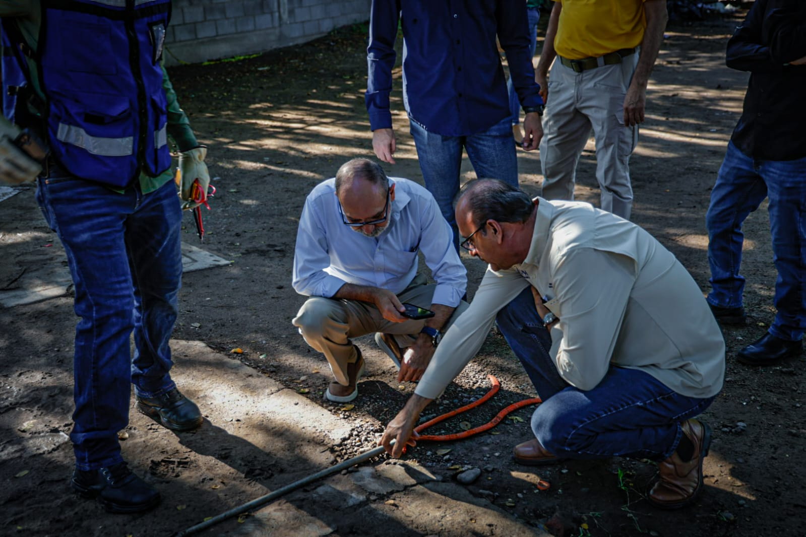 Revisan cableado eléctrico en primaria donde murio una madre por una descarga en Culiacán