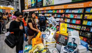 TikTok y FIL Guadalajara presentan Book Awards México