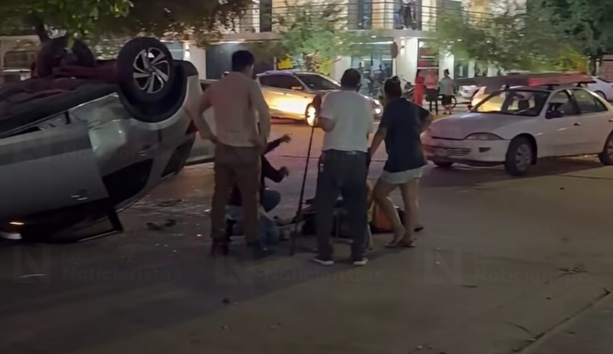 Accidente en Los Mochis deja a mujer herida de gravedad