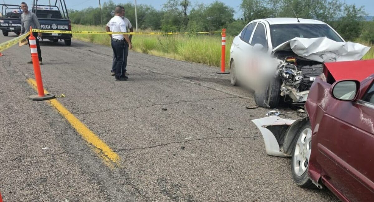 Una mujer sin vida y dos personas lesionadas deja aparatoso accidente en Vibajaqui, El Fuerte, Sinaloa