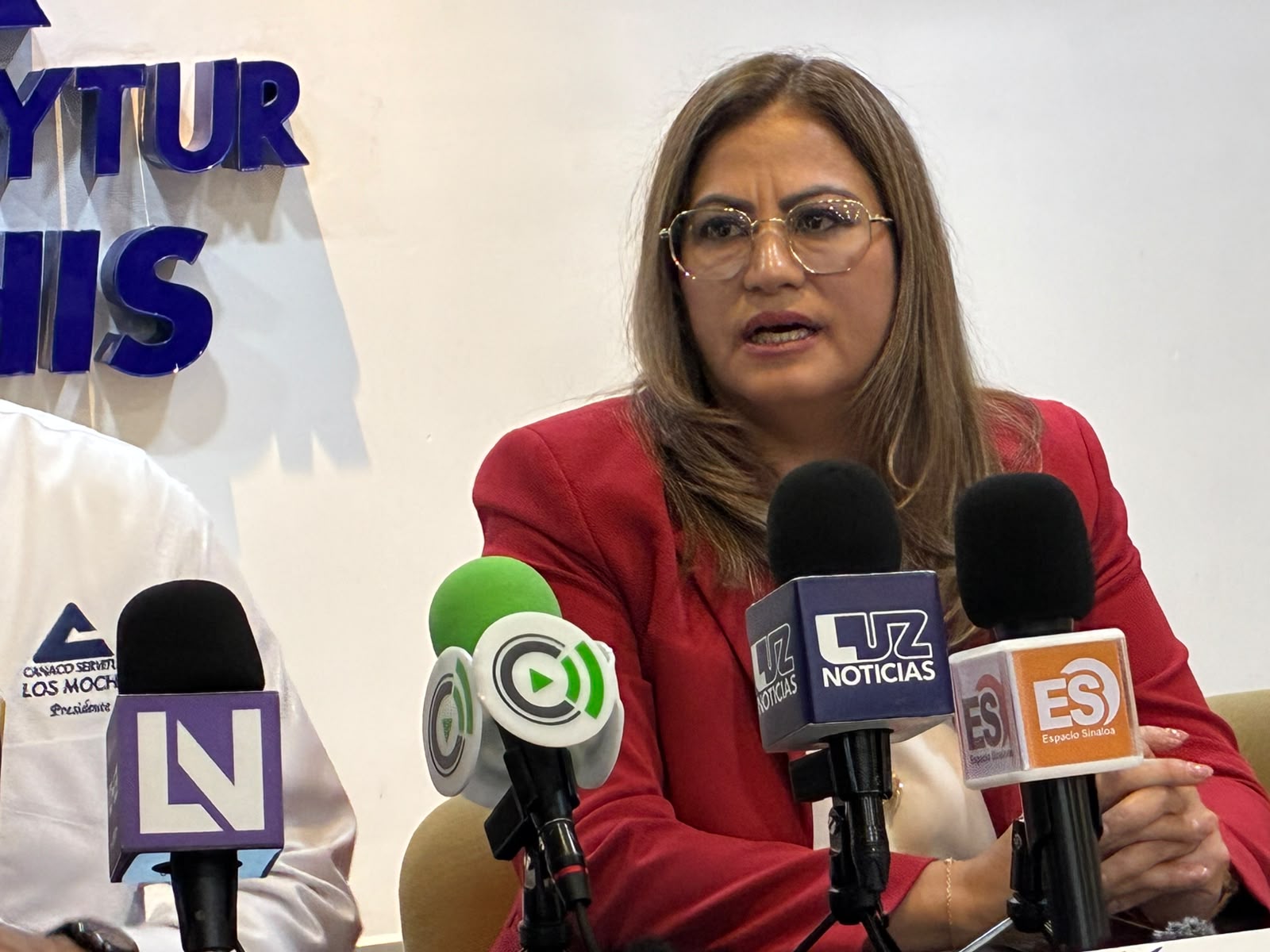 Acela Barboza, directora del Aeropuerto Internacional de Los Mochis